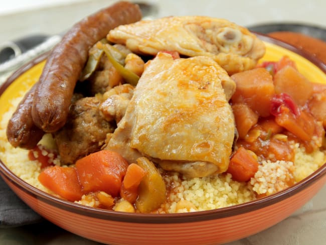 Couscous royal poulet et merguez à la semoule prête à cuire