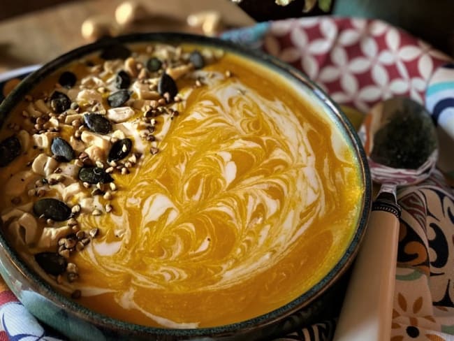 Soupe de potimarron à la crème de noix de coco