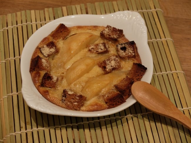 Gratin de poires d'hiver au pain d’épices