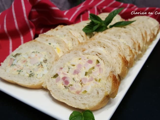 Baguette farcie jambon cornichons ou crevettes et câpres