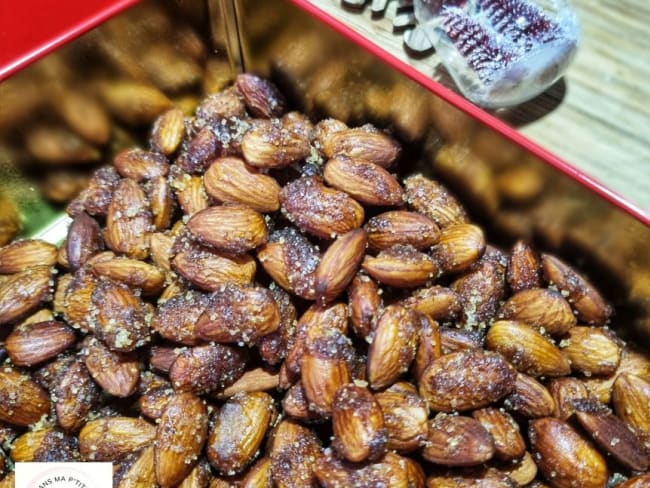 Amandes caramélisées à la cannelle et au sirop d’érable