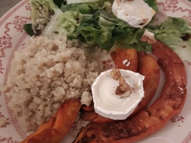 Potimarron rôti au miel, quinoa, fromage de chèvre (IG bas)