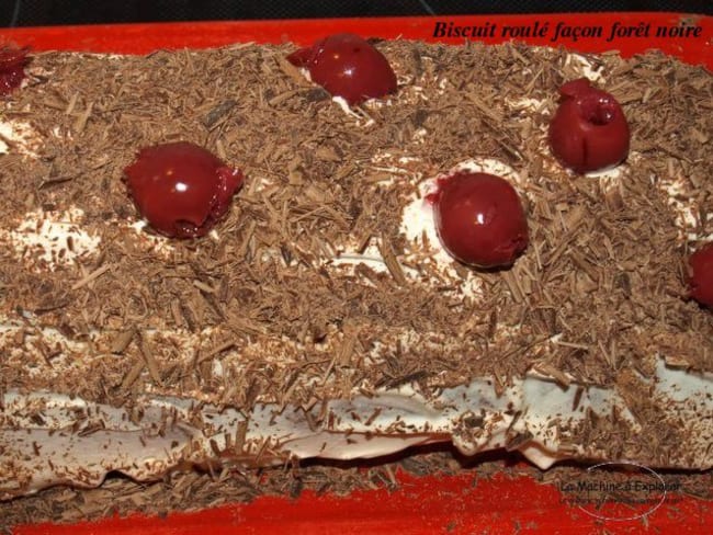 Biscuit roulé façon forêt noire pour un dessert de noël (IG modéré)