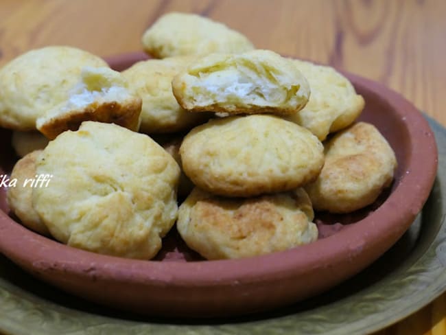 Biscuits fondants à la brousse, fromage frais maison