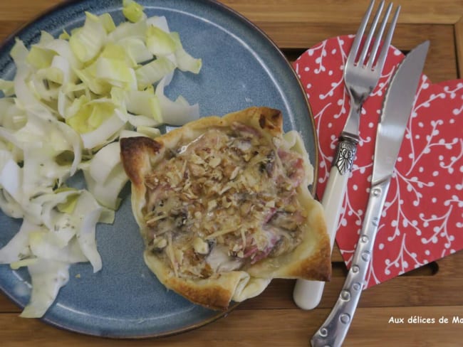 Tartelettes feuilletées aux champignons et jambon à la crème de parmesan