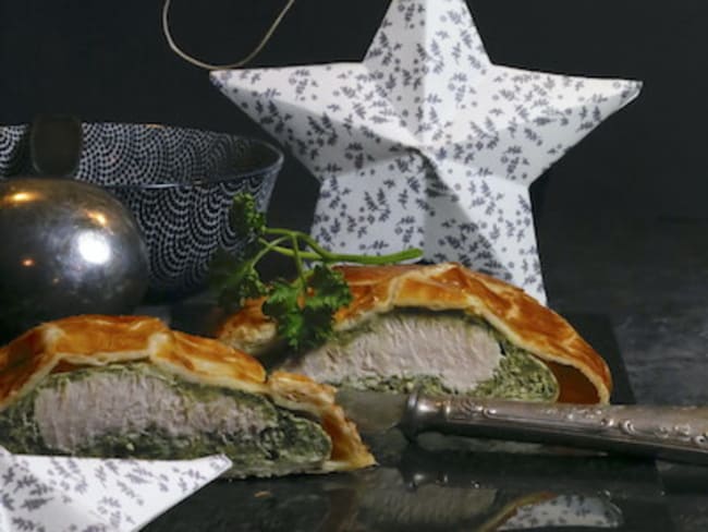 Feuilleté de dinde aux épinards sauce truffée - une recette festive