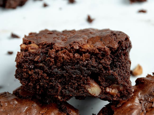 Brownie aux noix super moelleux et fondant