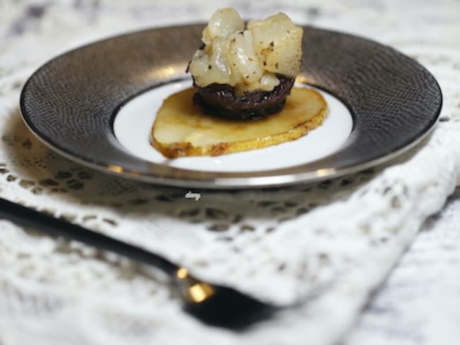 Boudins noirs aux poires : un apéro de fête simple à préparer