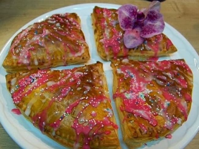 Galette pop tarts avec pâte feuilletée rapide, frangipane, confiture de clémentine, confiture ananas victoria et au chocolat