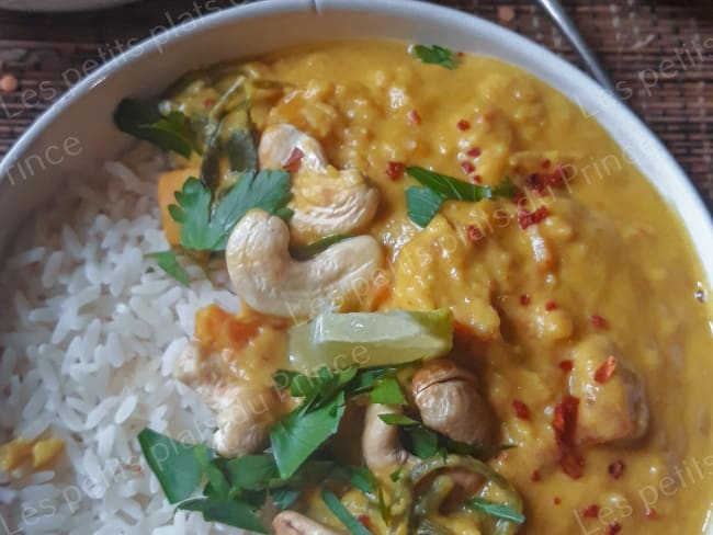 Curry végétarien de lentilles corail et butternut, au lait de coco