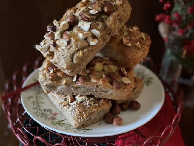 Petits gâteaux aux pommes et aux noisettes