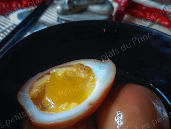 Œufs marinés pour ramen (Soy marinated eggs)