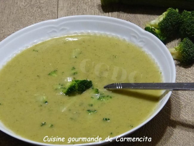 Velouté de brocoli et courgettes