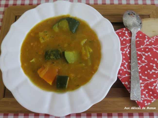 Soupe au potiron et légumes