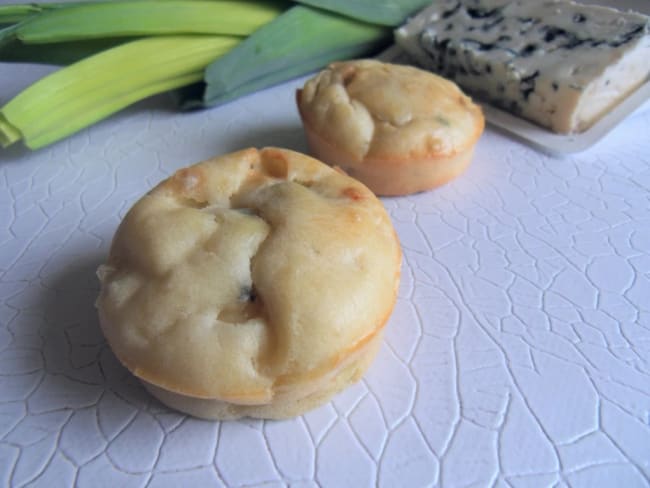 Muffins au roquefort et à la fondue de poireaux