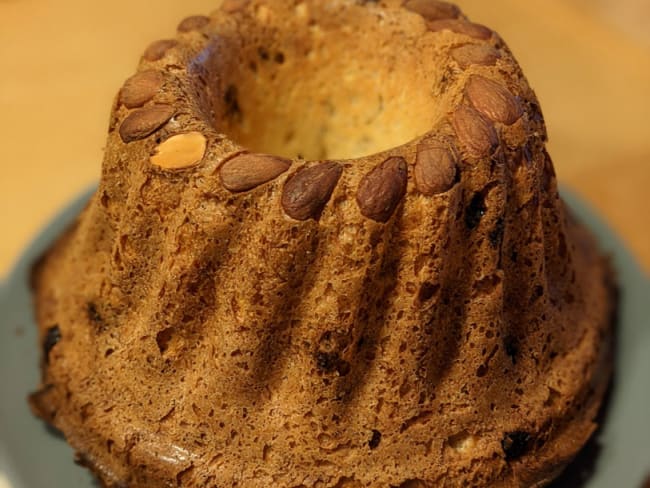 La recette du kouglof pas sec à la mie presque filante