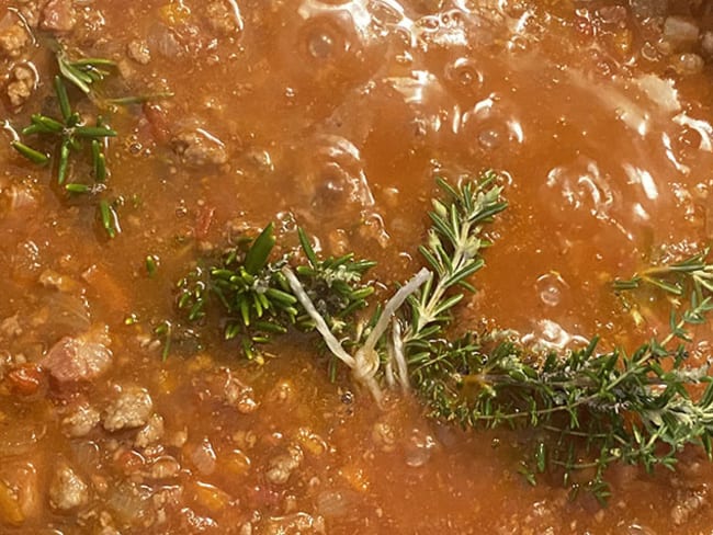 Sauce bolognaise par Simone Zanoni - une recette de chef