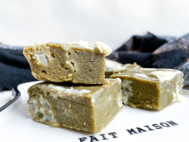 Blondie au Matcha et chocolat blanc healthy