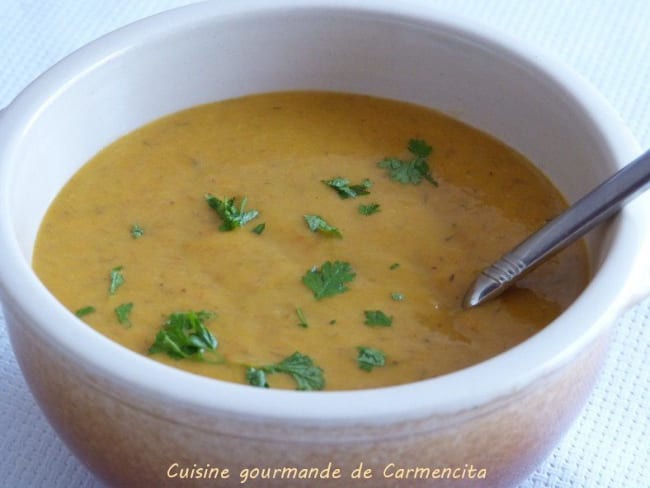 Potage de potimarron châtaigne et champignon tremble