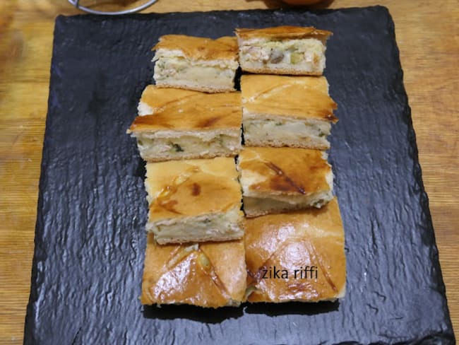 Tourte pâte à l'huile au poulet et aux pommes de terre