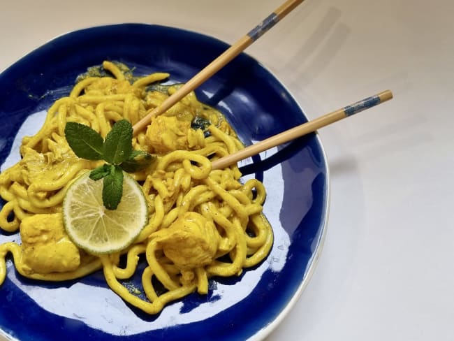 Wok de cabillaud au curcuma et pâtes udon