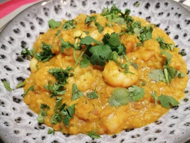 Dahl de lentilles corail aux curry et crevettes