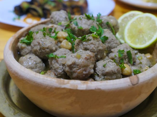 TAJINE EL KEFTA AU VEAU - POIS CHICHES- SAUCE BLANCHE CANNELLE ET CITRON