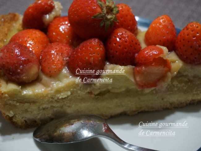 Tarte aux fraises Gariguette à la crème d'amande et à la crème pâtissière