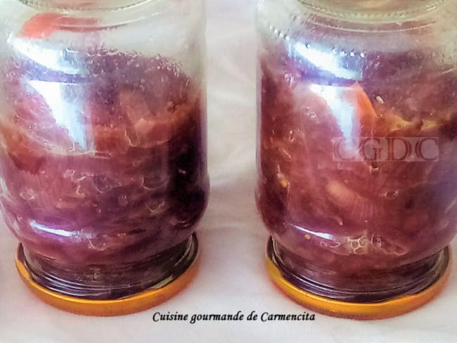 Confit d'oignons rouges en conserve