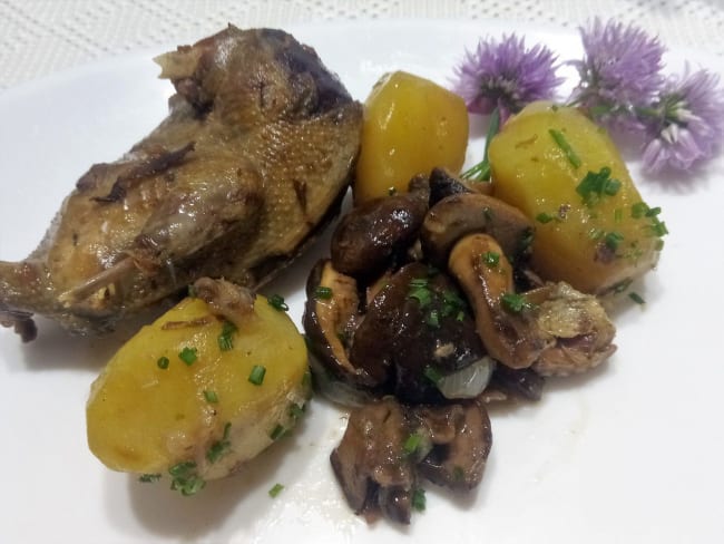 Palombes confites et poêlée de pommes de terre aux cèpes - une recette d'automne