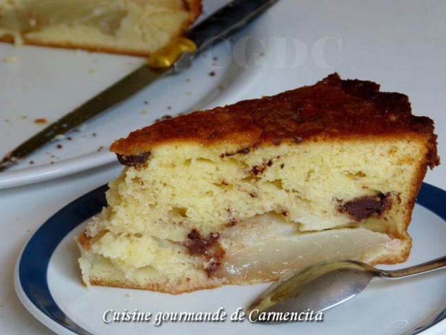 Gâteau fondant aux poires Comice et chocolat noir