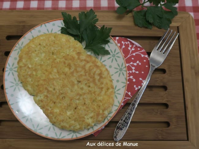 Galettes de coquillettes à l'emmental à déguster seules ou en accompagnement