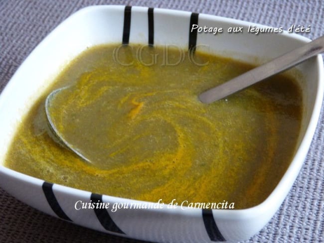 Potage aux courgettes et aubergines