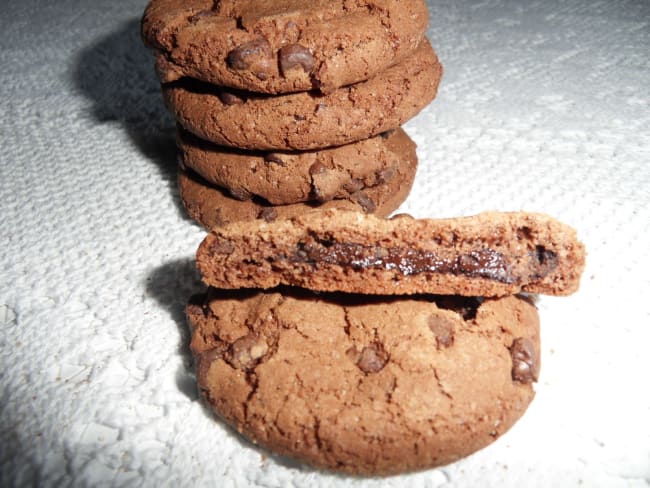 Cookies tout chocolat au cœur Nutella pour les gourmands