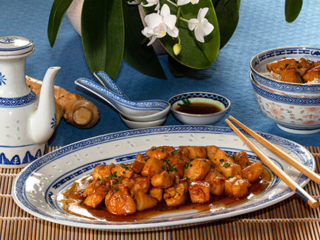 Poulet au caramel "Ga Khogung" de la cuisine vietnamienne