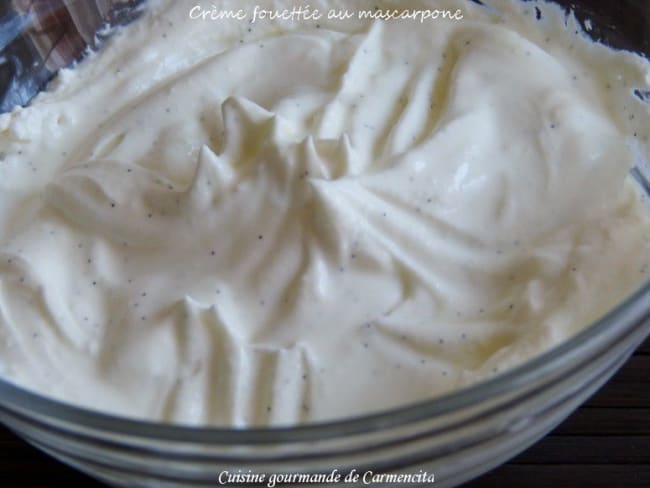 Crème fouettée au mascarpone et à la vanille