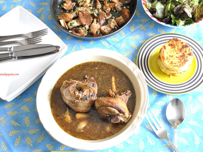 Souris d’agneau, cèpes rôtis et galette de polenta