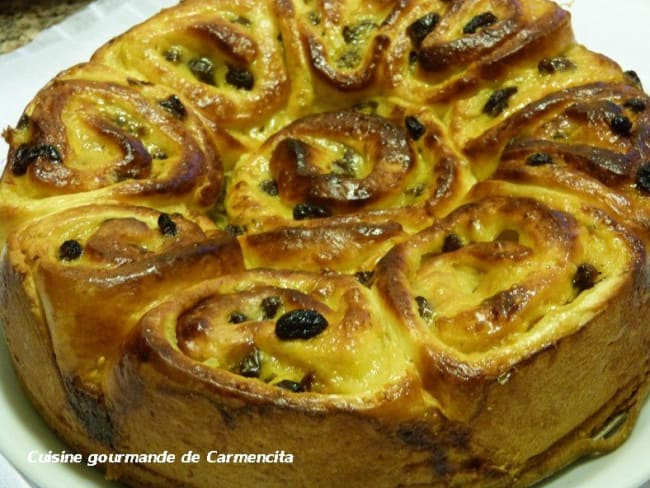 Gâteau Chinois à la crème et aux raisins