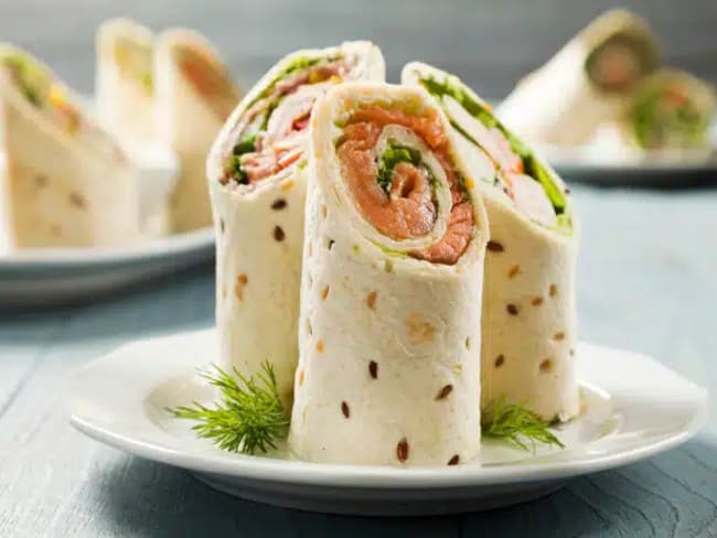 Wrap au saumon et sauce tzatziki