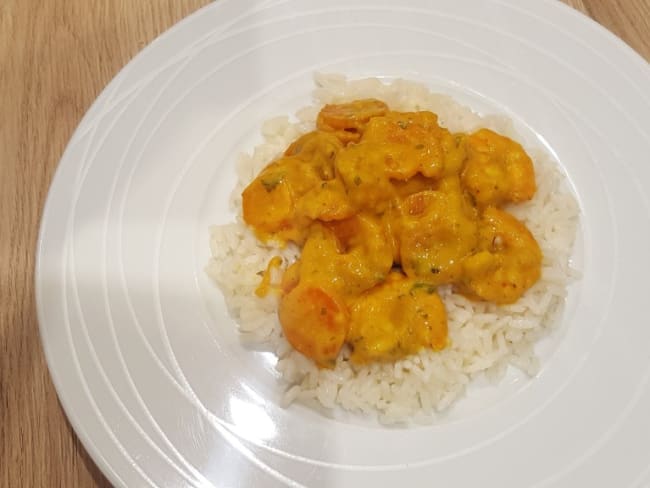 Curry de crevettes et de carottes : un plat complet