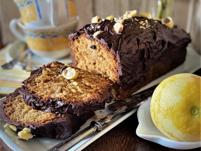 Cake citron, glaçage au chocolat noir