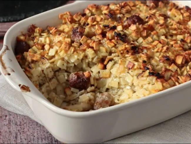 Gratin de crozets à la saucisse de Toulouse aux herbes et beaufort