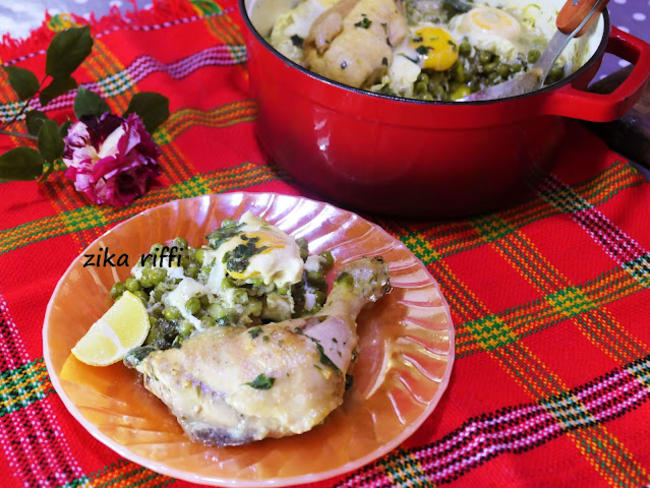 Tajine de poulet aux petits pois aux œufs