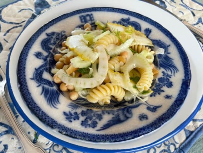 Salade complète de fenouil, cédrat, fusilli, citron confit et pois-chiches