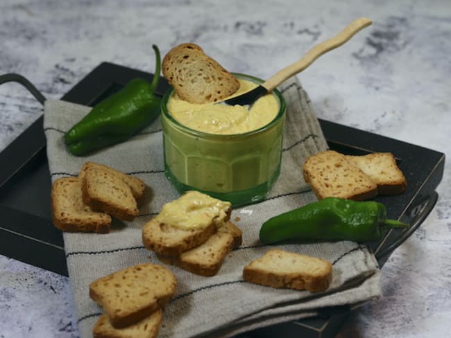 Tartinade apéro de poivrons jaunes au piment doux