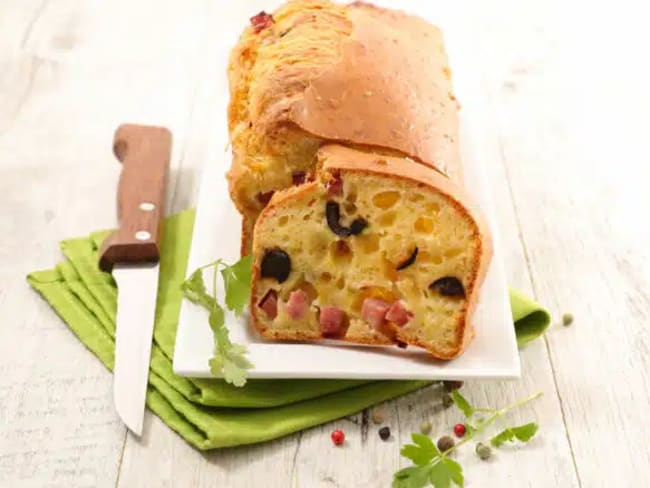 Gâteau léger au jambon et aux olives : Pour le brunch - Entrée