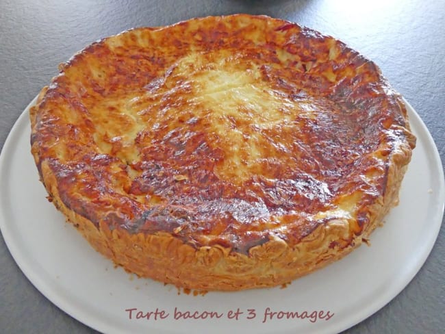 Tarte bacon et 3 fromages (comté, mozzarella, scarmozza)