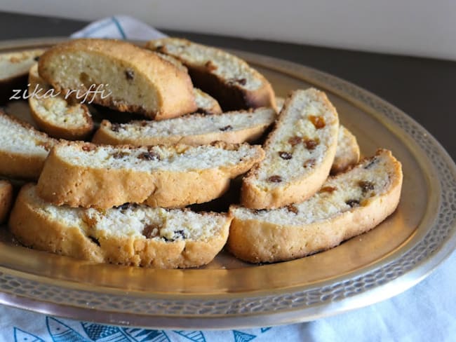 BOUSKOUTOU - CROQUANTS A LA BÔNOISE AUX AMANDES- GRAINS D'ANIS ET RAISINS SECS SANS OEUFS