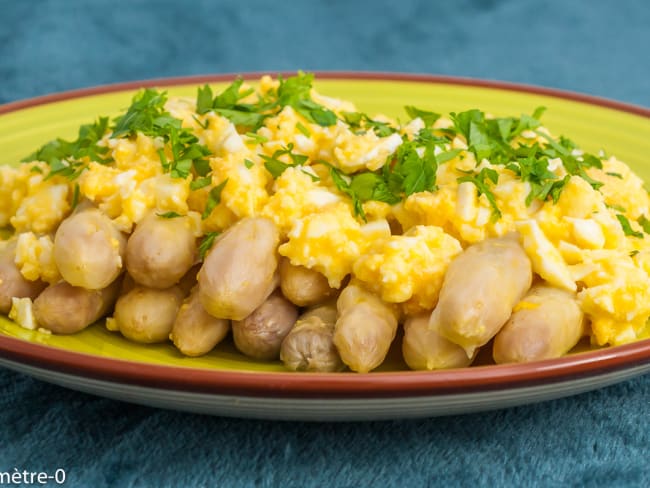 Asperges blanches à la flamande : un classique