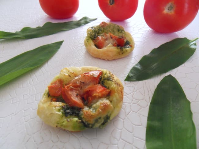 Apéritif : Tartelettes aux tomates et au pesto à l’ail des ours